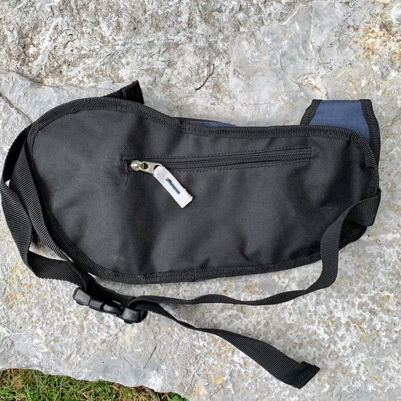 Roots Crossbody/Belt Bag - Picture 2 of 4